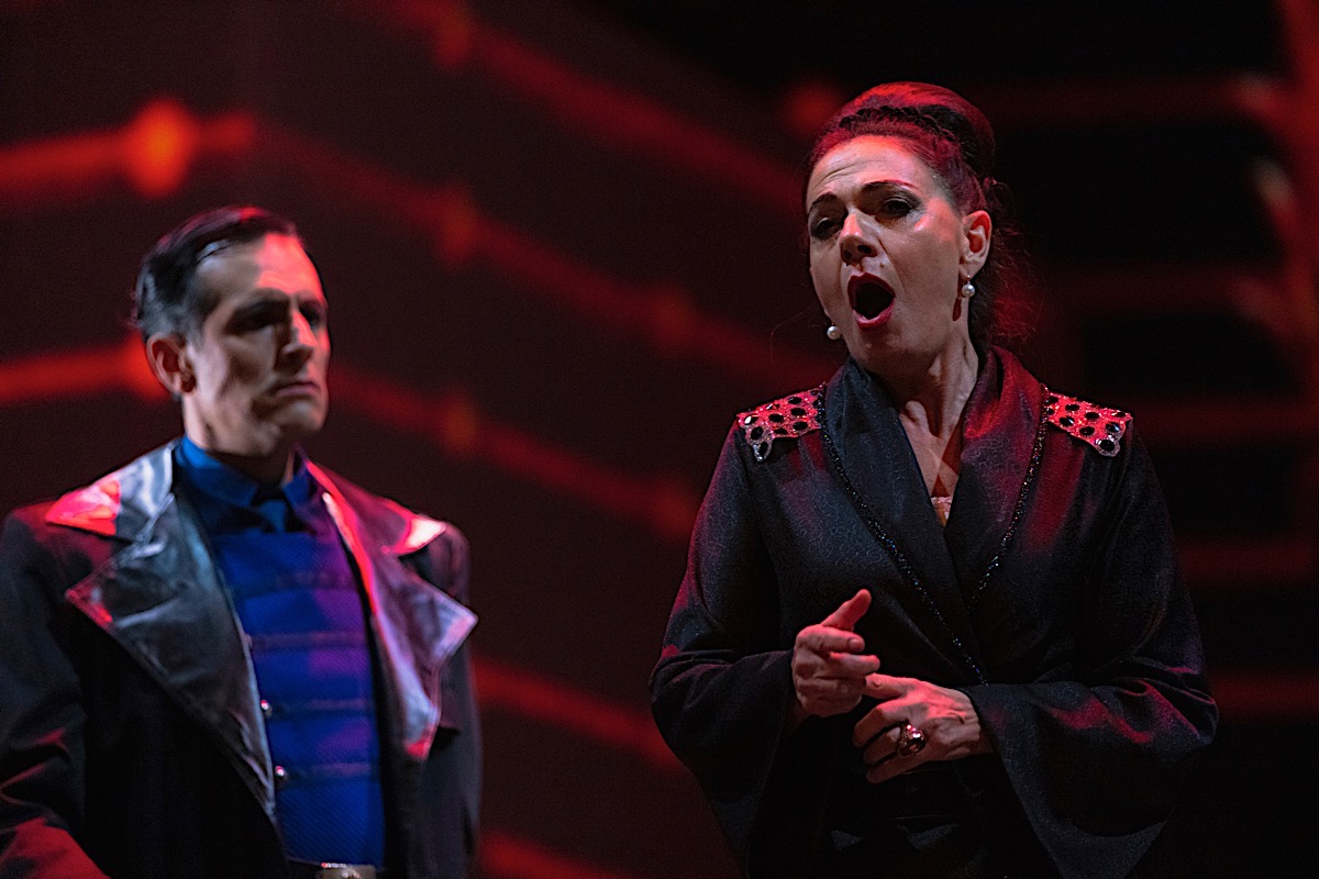 Alvaro Brechner – Opera Don Giovanni Acto I – 26